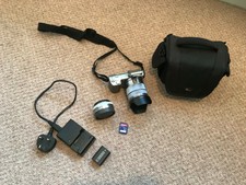 Sony Alpha NEX-5 14.2MP Camera Kit with 16mm F2.8 and 18-55mm OSS Lenses