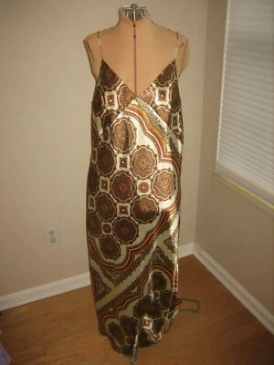 TOP SHOP Polyester Satin Medallion Print Long Strap Night Gown - Size 14 - Image 1 of 4