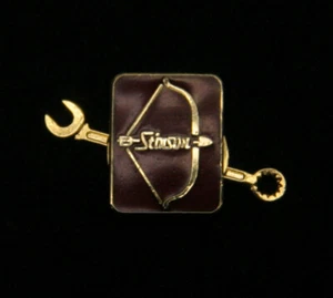 STINSON AIRCRAFT MECHANIC LOGO LAPEL HAT PIN UP US L1 L3 L5 AT19 108 WING GIFT 1 - Picture 1 of 12