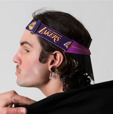 NBA IMATTA BRAND LOS ANGELS LA LAKERS VISEIRA ESCUDO ÓCULOS GANCHO E LAÇO UNISSEX - Imagem 1 de 4