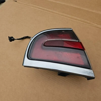 BUICK PARK AVENUE REAR TAILIGHT DRIVERS SIDE 2002 - Изображение 1 из 2