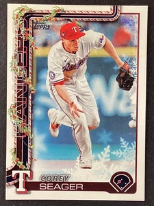 2025 Topps Holiday Back Variation SP #H125 Corey Seager Rangers Red Cookie - Bild 1 von 2