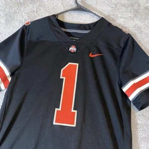Nike Ohio State Buckeyes #1 Blackout maglia calcio uomo taglia Med NCAA Swoosh - Foto 1 di 9