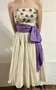 Vintage Taffeta Formal Dress White & Purple. Measurements In Photos - Picture 1 of 14