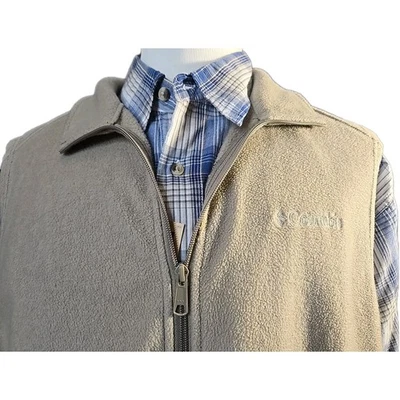 Chaleco para hombre talla XLT beige polar sin mangas Columbia cremallera completa. Usado  Foto 1 de 4