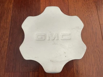 Tapa central GMC 2001-2007 Yukon, Denali, Sierra 1500 OEM 9594256 Foto 1 de 4