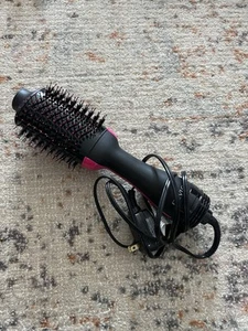 Revlon One Step Volumizer Dryer Brush - Picture 1 of 2