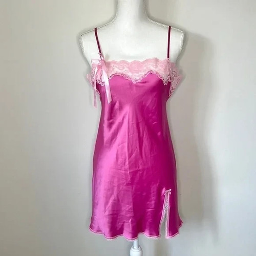 UNDERCOVER Slip Barbie Victoria's Secret Y2K