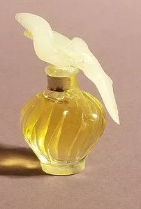 💥Nina Ricci L'air Du Temps 2 Doves Perfume Doves Mini Bottle Rare 💥 - Picture 1 of 7