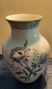 Vase Kaiser Porzellan Dekor Silvana blauer Mohn Design Nossek - Bild 1 von 4