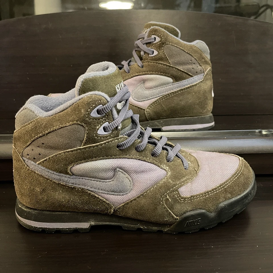 Botas de Senderismo Nike Swoosh de Colección Raras Años 90 930507 T3 Púrpura Talla 7.5 ACG Foto 1 de 4