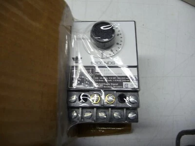 Eagle Signal - Danaher Controls - BR13A6, Timer, 120 Vac, 0 - 15 Sec., New - Image 1 of 4
