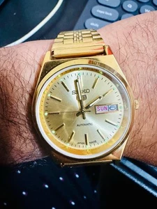 Seiko Automatic Japan men's Day/Date Wrist Watch. (Refurbished) - Picture 1 of 6