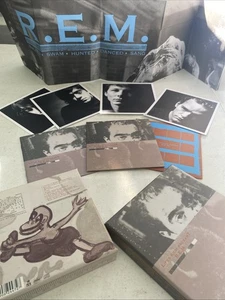 R.E.M. – Lifes Rich Pageant 2 CD Boxset w/ Photo Cards & Poster 2011 IRS Records - Bild 1 von 11