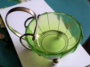 Art Nouveau SWEETS DISH, Green, Silverplate Holder, Deykin & Sons (1854-1895) - Picture 1 of 5