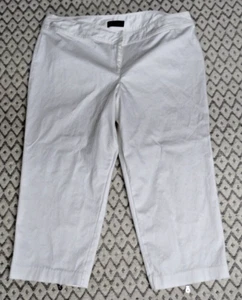 Lane Bryant Women's White Capris SZ 22 - Picture 1 of 5