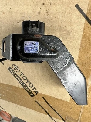 Toyota 4Runner 1996-2000, 1996-1998 Tacoma OEM sensor de presión de vapor 89460-35030 Foto 1 de 4