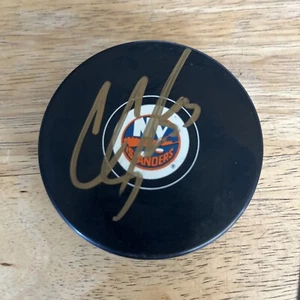CASEY CIZIKAS SIGNED AUTOGRAPH NEW YORK ISLANDERS PUCK WITH HOLOGRAM COA - Picture 1 of 3