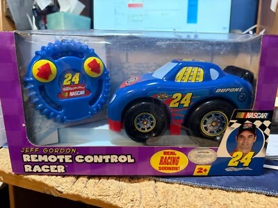 Shelcore 2005--Jeff Gordon--Control remoto Racer Foto 1 de 2