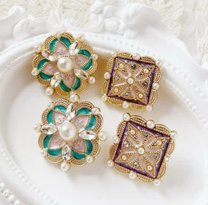 5pcs 18/23mm Gold vintage classic metal clothing shank buttons sewing C - Picture 1 of 7