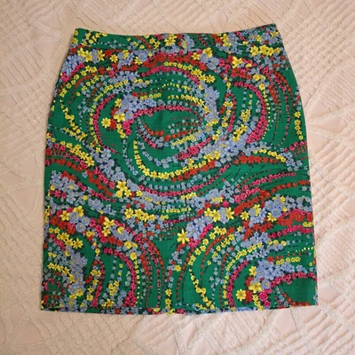 Talbots Size 16 Green Bright Floral Skirt Pencil Back Zip Lined Stretch Flowers - Image 1 of 4