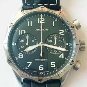JUNGHANS Herren Uhr Meister Pilot Chronoscope Black Ref. 27/3590.00 NEW FULL SET - Bild 1 von 1