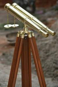 Telescopio binocular náutico de latón de 18" que funciona con soporte para trípode de piso - Imagen 1 de 6