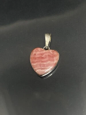 "Dije colgante de plata de ley 950 mini corazón amor rodocrosita 1"" 2,44 g" Foto 1 de 4