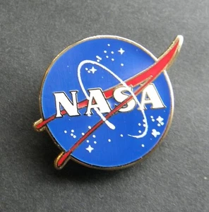 NASA SPACE AGENCY ASTRONAUT ROUND LAPEL PIN BADGE 1.1 inch National Aeronautics - Picture 1 of 3