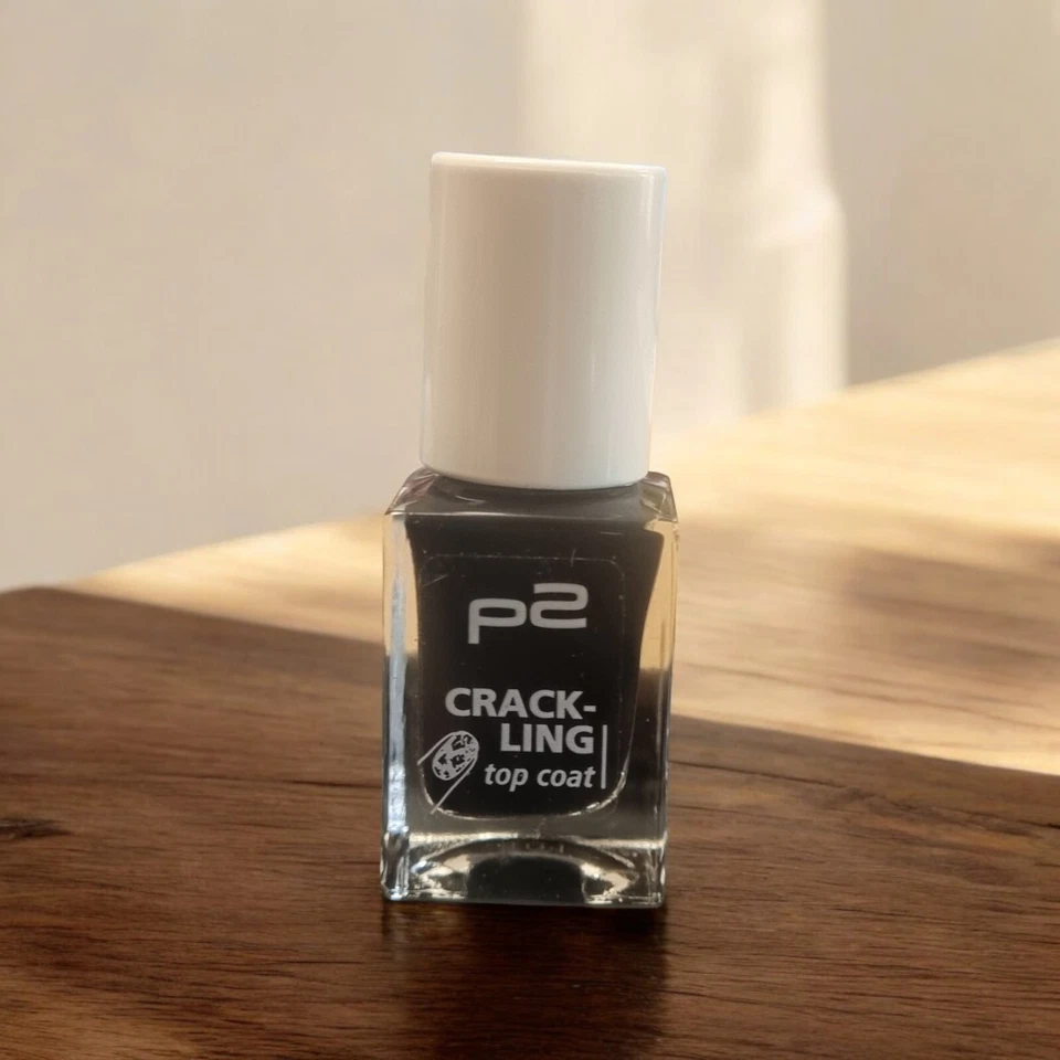 p2 Crackling Top Coat 020 Black Explosion 10 ml - Bild 1 von 1