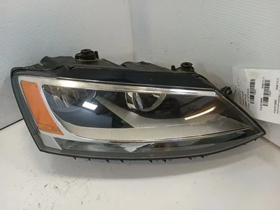 Faro derecho pasajero volkswagen jetta 11870213 2015 Foto 1 de 4