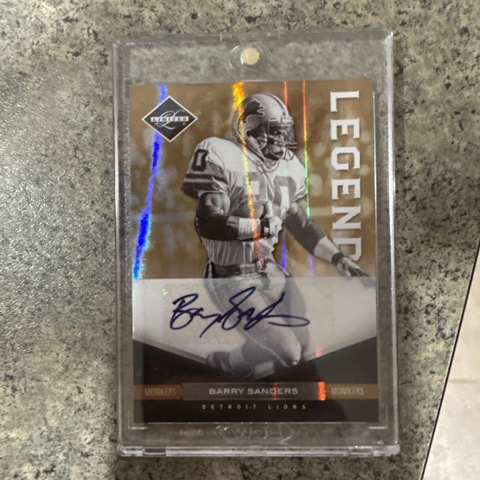 2011 Panini Limited - Legends Barry Sanders #130 Monikers Gold /25 (AU) - Image 1 of 4