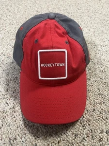 Adidas NHL Detroit Red Wings Hockey Town Hat Cap Adjustable - Picture 1 of 4