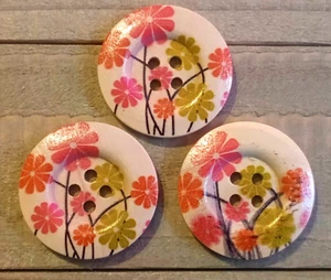 3 Floral Sewing Buttons Crafting Round Wood 4 Hole 1 1/8" - Picture 1 of 2
