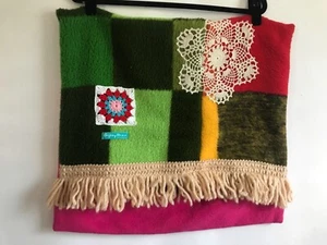 Funda de almohada Boho Gipsy Ibiza con flecos de ganchillo con bloques de color texturizado Doily - Imagen 1 de 8