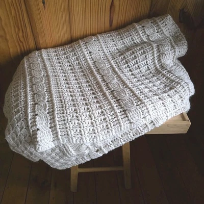 Manta Boho Crema Beige Patrón Cable Neutro Afgano Ganchillo Hecho a Mano 103X81" Foto 1 de 4