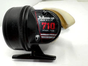 VINTAGE JOHNSON MODEL 710B - Picture 1 of 7