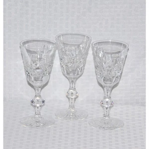 Vintage crystal Cut Glass Star of Edinburgh Scotland wine glasses x-3 - Picture 1 of 4