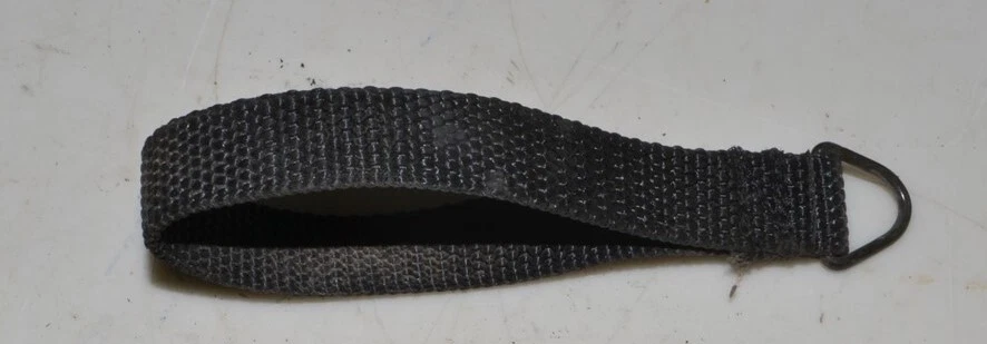 Kawasaki ZX 9R ZX 6R Rear Luggage Seat Strap Holder Latch 92072-1363 1998-2003 Foto 1 de 1