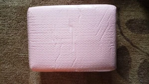 Self seal pink padded shipping bags 11" x 8", Poly bubble mailling supplies 25pc - Picture 1 of 5