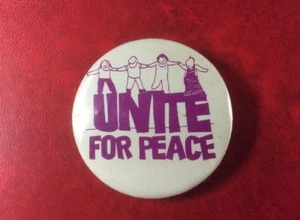 VERY RARE PIN BUTTON BADGE UNITE FOR PEACE NGO Disarmament.Metal - Imagen 1 de 2