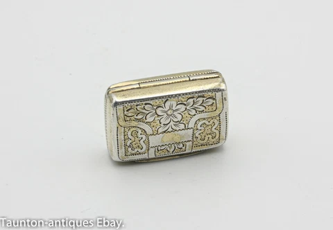 Edward Smith 1836 Vinaigrette novelty purse shape gilt interior Sterling silver Cover