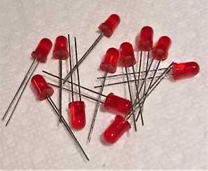 20 Pieces of Kingbright L53HD Classic RED (660-700nm) T-1 ¾ Axial Leaded LED - Picture 1 of 3