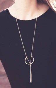 Nuevo Collar Soko Hewa Plata Colgante Cadena Borla Venta al por menor $125 - Imagen 1 de 4