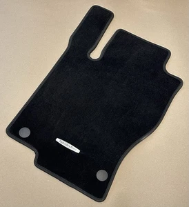Alfombrilla alfombrilla negra del lado del conductor Mercedes Benz ML350 W166 OEM 2012-2018 - Imagen 1 de 5