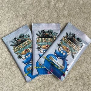 3 X MUNCHKIN RANDOMIZED BOOSTER 12 CARD PACKS CCG STEVE JACKSON BOARD GAMES UK E - Picture 1 of 5