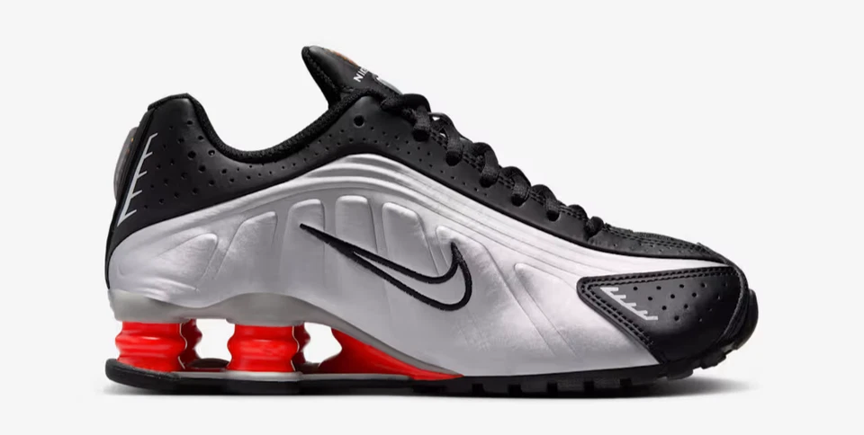 Tênis Nike Shox juvenil prata metálica vermelho picante retrô CW2626 005 - Imagem 1 de 4