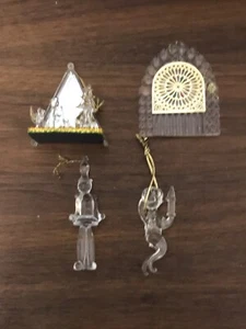 FOUR Miscellaneous Glass Ornaments - Picture 1 of 5