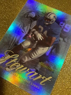 2000 FLEER SHOWCASE JAMES STEWART DETROIT LIONS #39 HOLO BASE CSTR MORE RARE #1 - Image 1 of 4