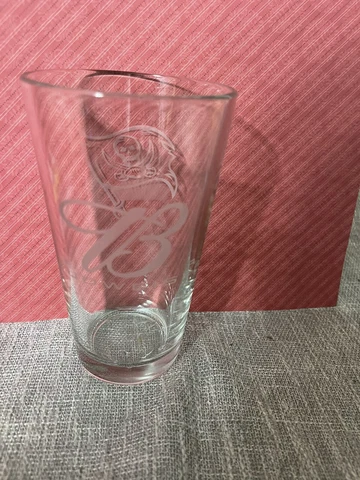 Tampa Bay Buccaneers Budweiser Pint Etched Glass Cover